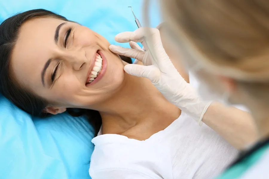 The Aesthetics and Advantages of White Fillings in Modern Dentistry
